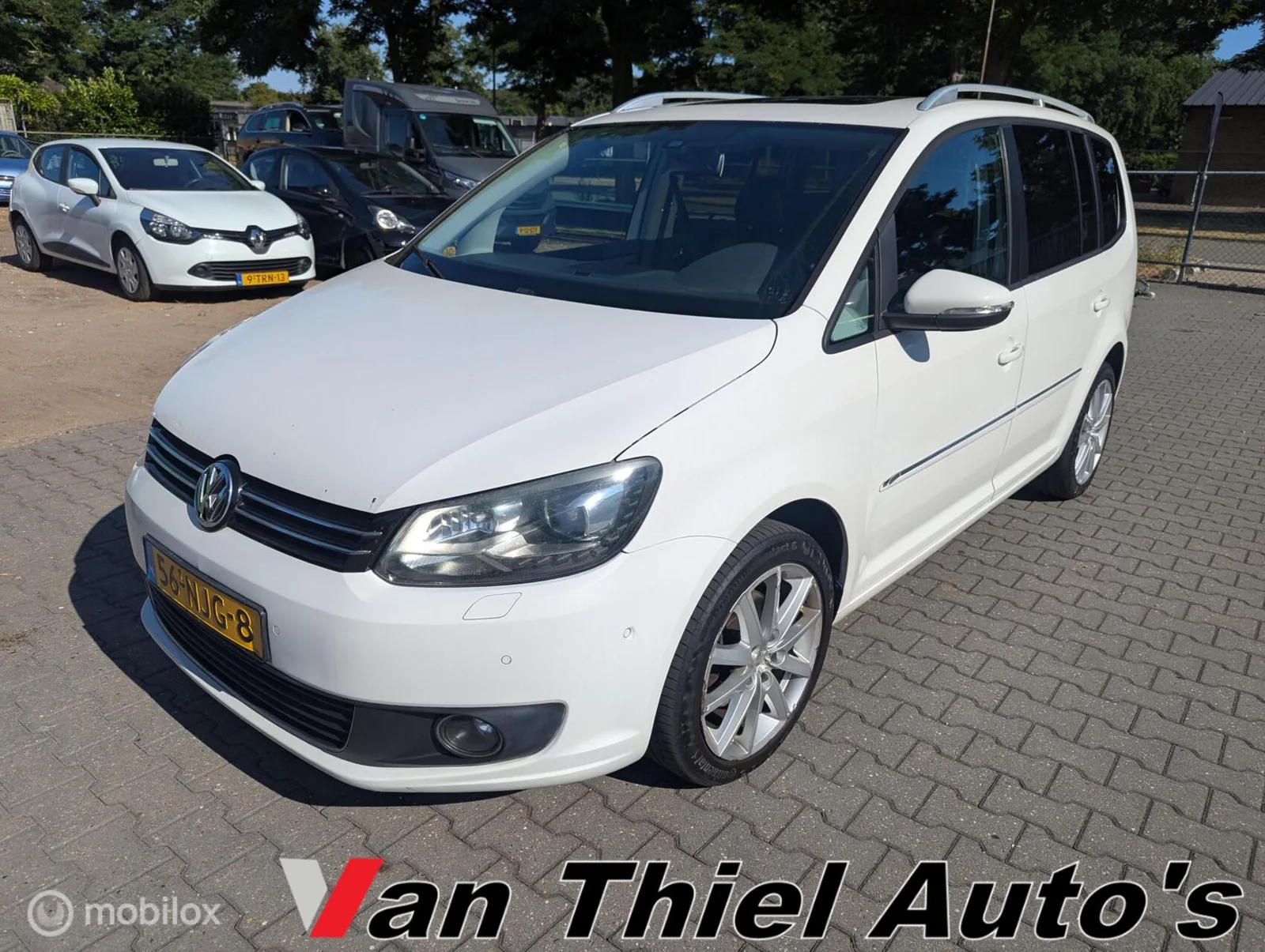 Volkswagen Touran (2010) — foto 1