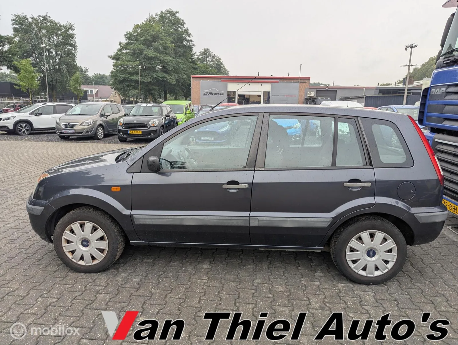 Ford Fusion (2009) — foto 1