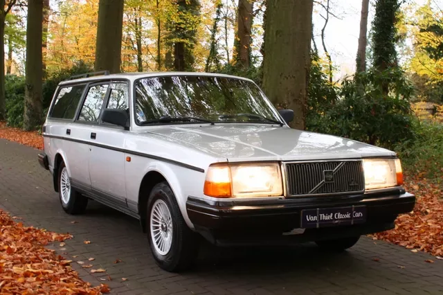 Volvo 240 (1992) — foto 1
