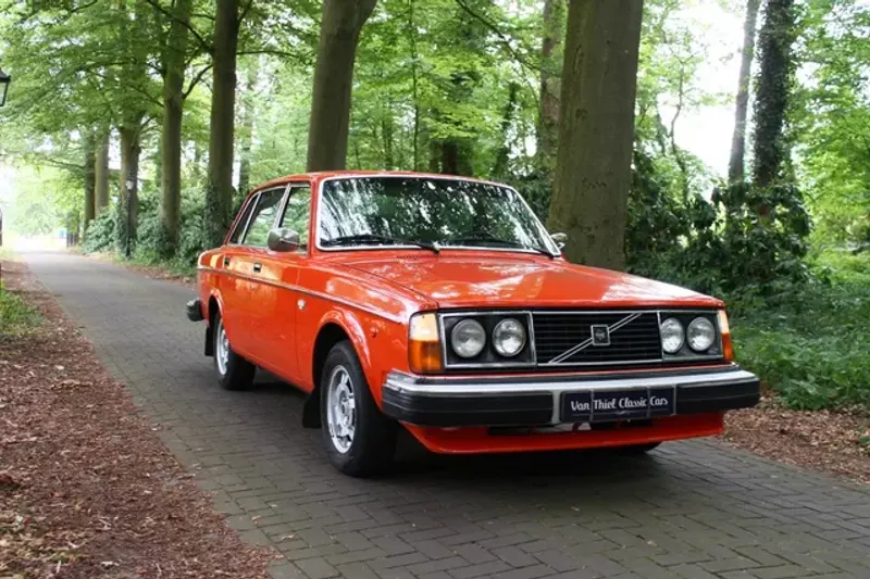 Volvo 244 (1978)