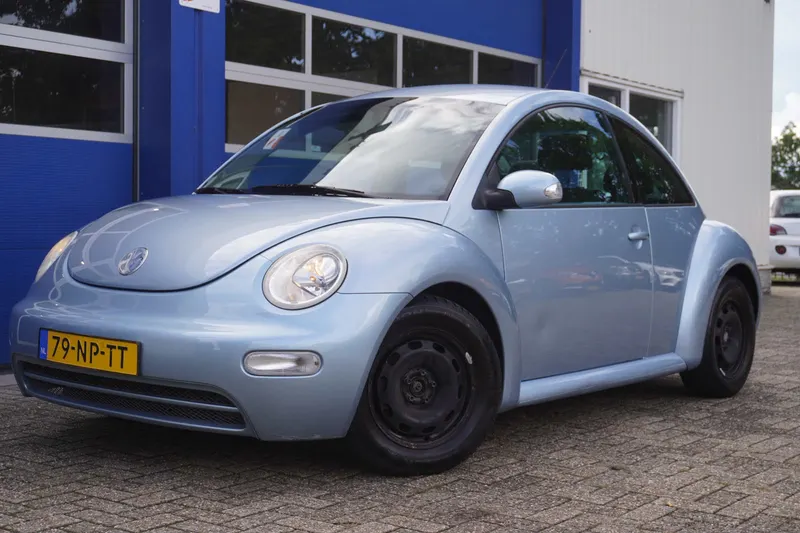 Volkswagen New Beetle (2004)