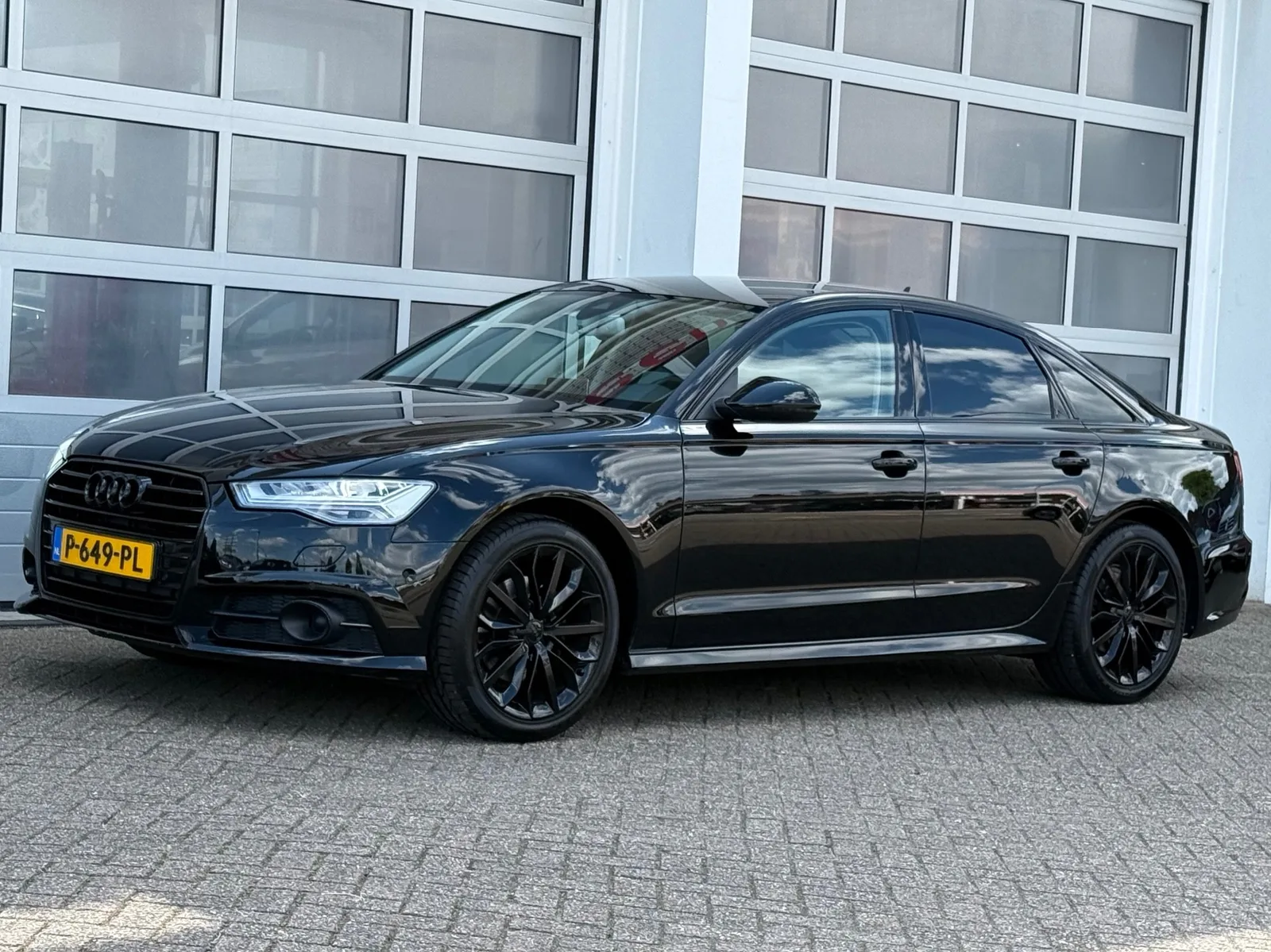 Audi A6 (2015) — foto 1