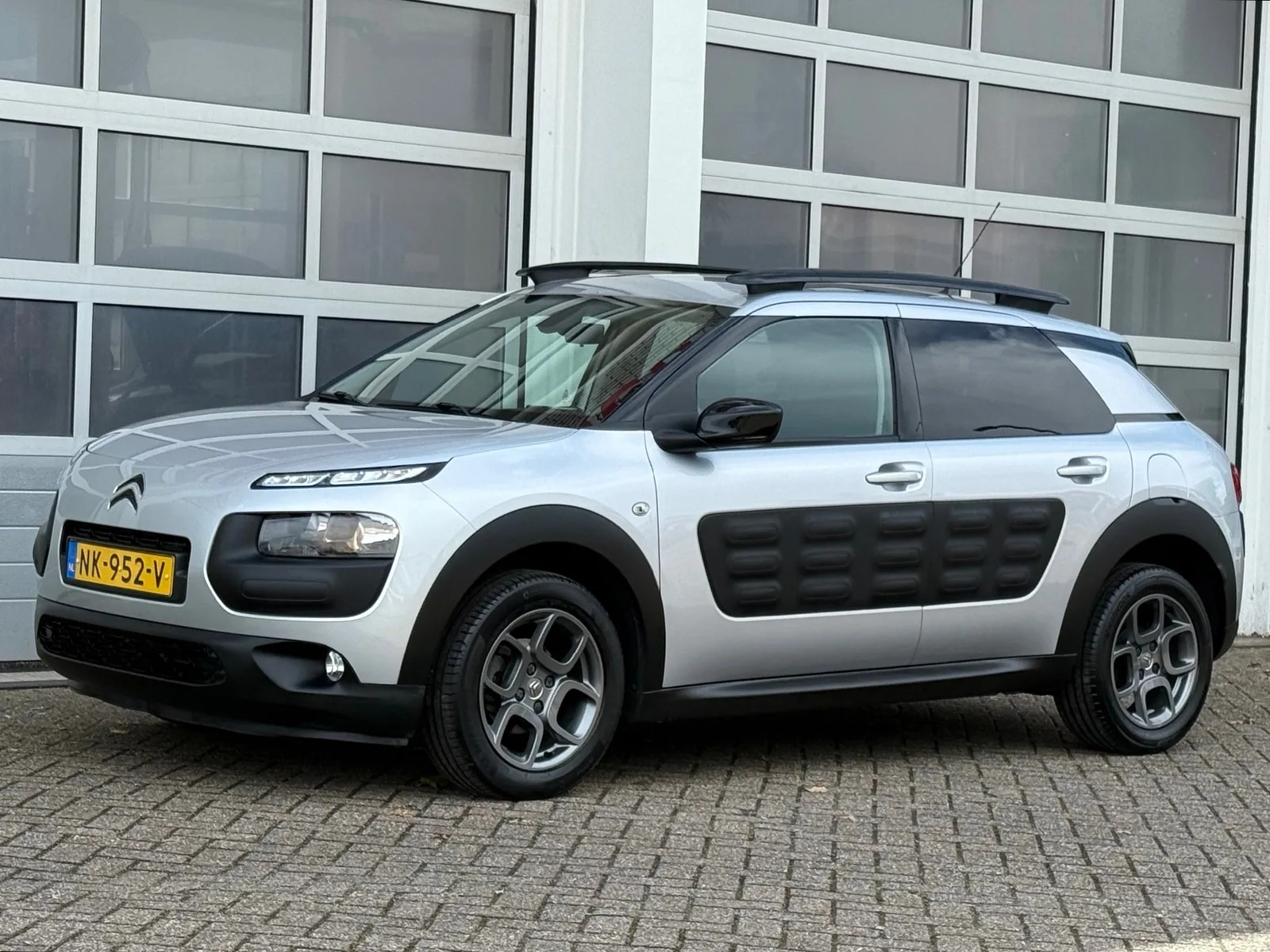 Citroën C4 Cactus (2017) — foto 1