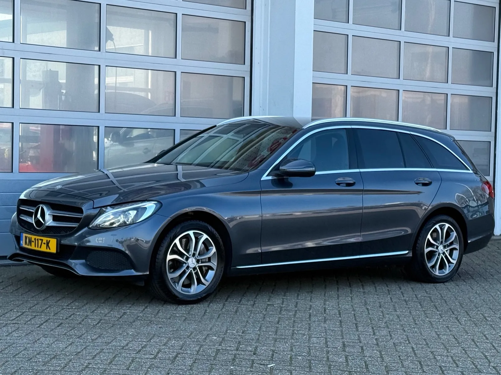 Mercedes-Benz C-Klasse (2016) — foto 1