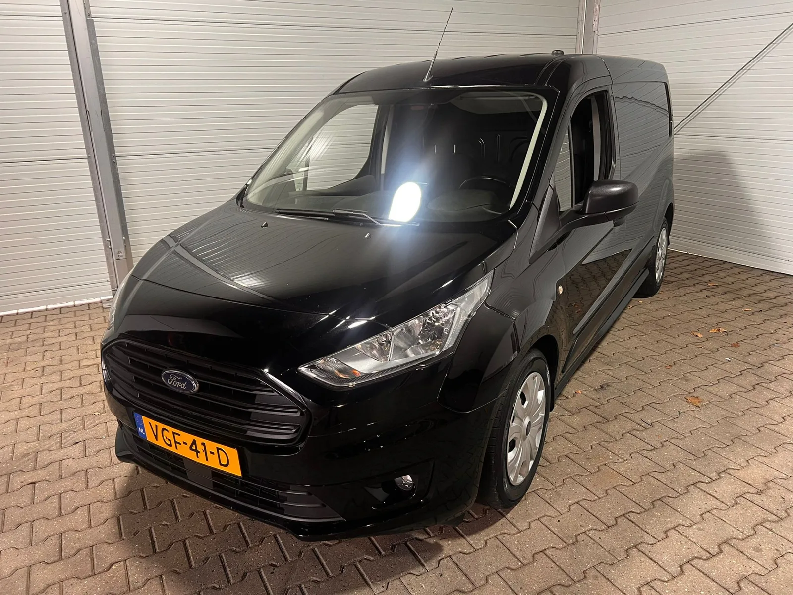 Ford Transit Connect (2020) — foto 1