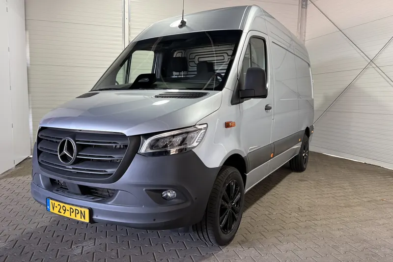 Mercedes-Benz Sprinter (2024)