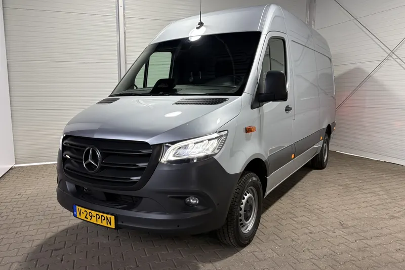 Mercedes-Benz Sprinter (2024)