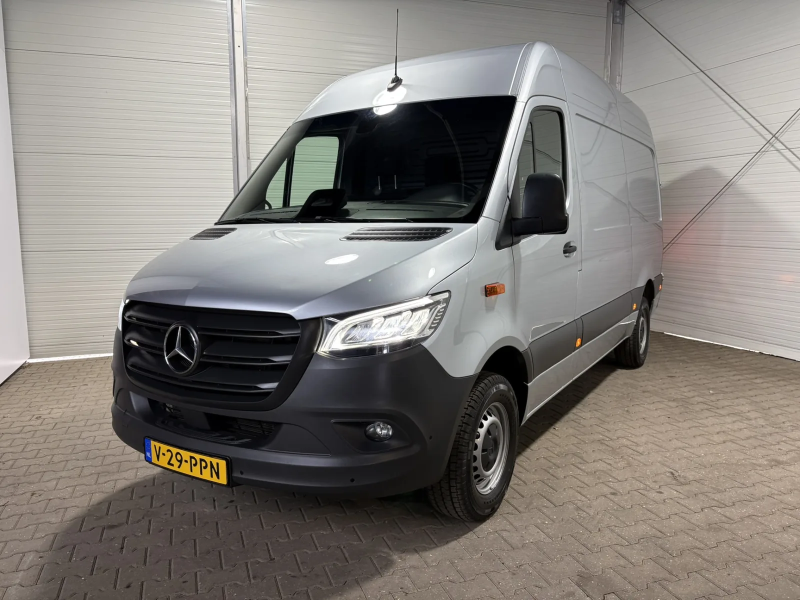 Mercedes-Benz Sprinter (2024) — foto 1