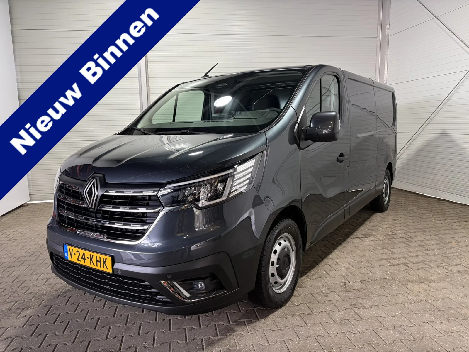 Renault Trafic (2024) — foto 1