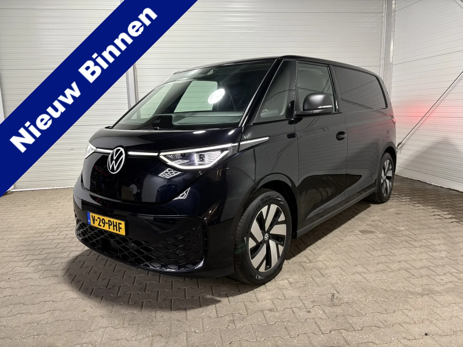Volkswagen ID. Buzz (2024) — foto 1