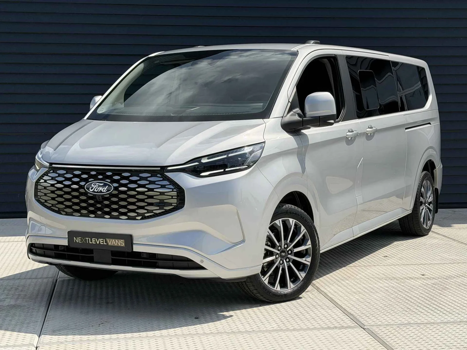 Ford Transit Custom (2026) — foto 1