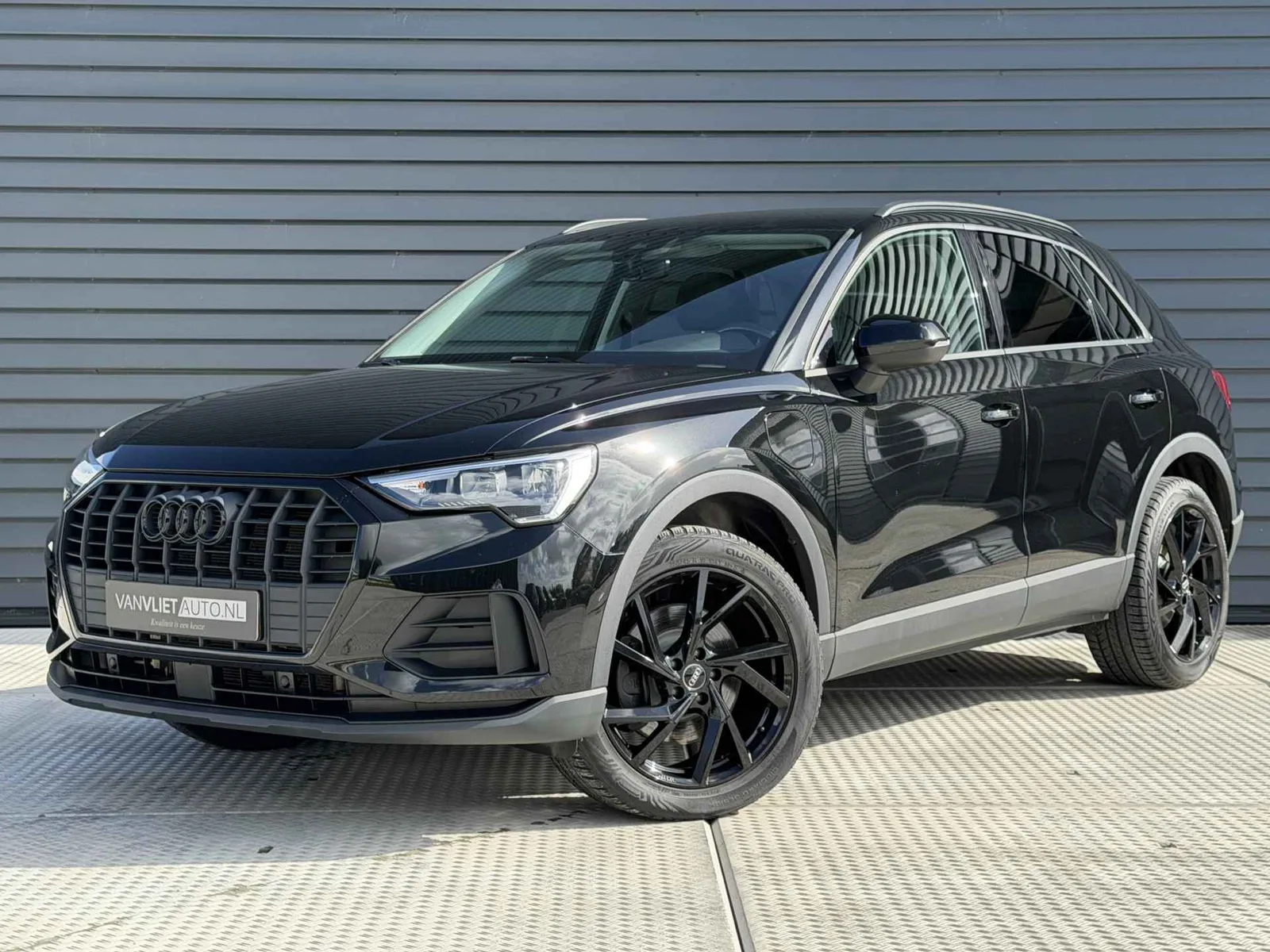 Audi Q3 (2023) — foto 1