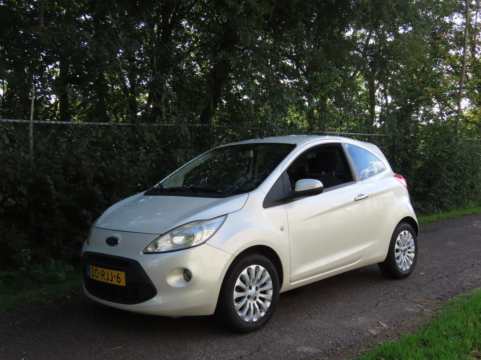 Ford Ka (2011) — foto 1
