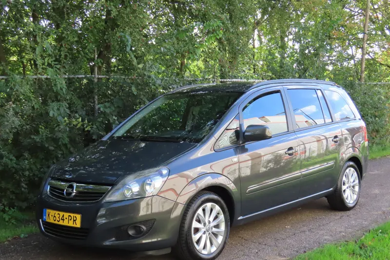 Opel Zafira (2014)