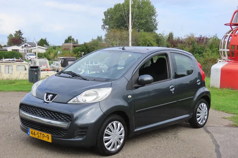 Peugeot 107 (2011)