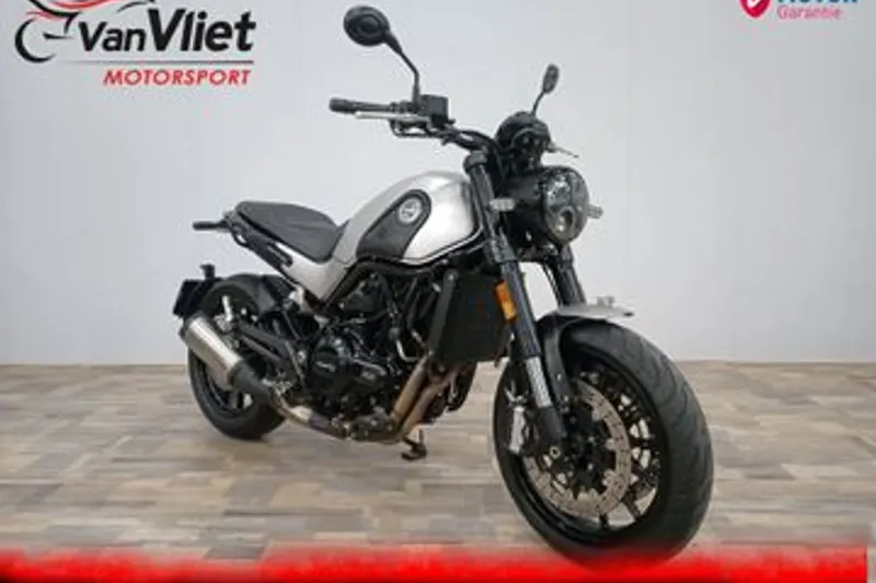 Benelli Leoncino 500 (2020)