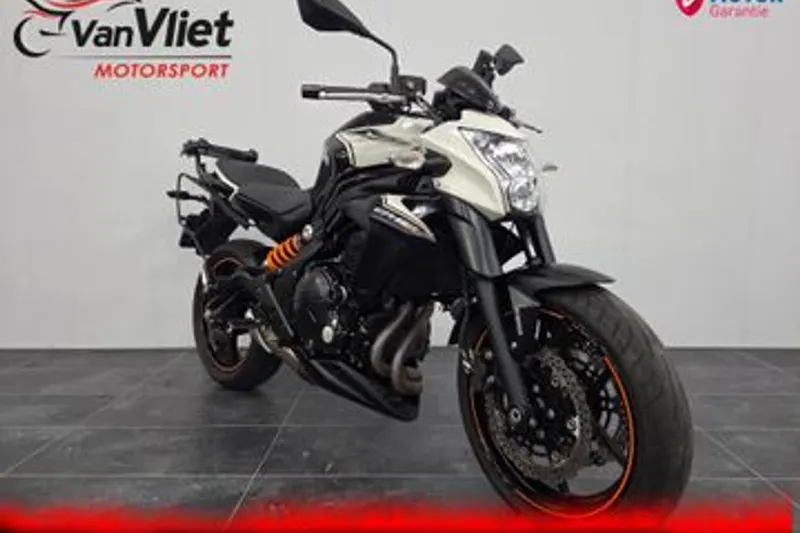 Kawasaki ER-6n (2016)