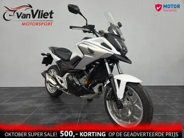 Honda NC750X (2016) — foto 1