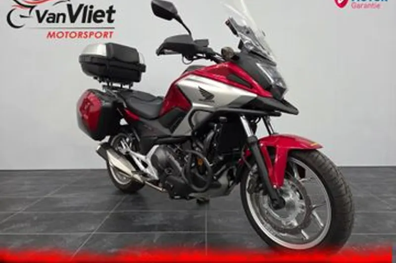 Honda NC750X (2016)