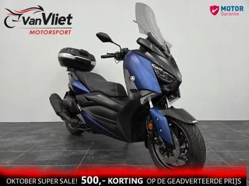 Yamaha XMAX 400 (2019) — foto 1