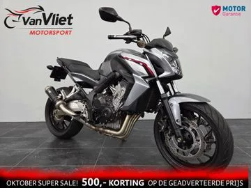 Honda CB650F (2016) — foto 1