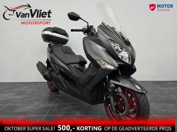Suzuki Burgman 400 (2018) — foto 1