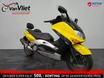 Yamaha TMAX (2001) — foto 1