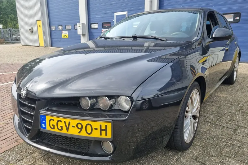 Alfa Romeo 159 Sportwagon (2010)