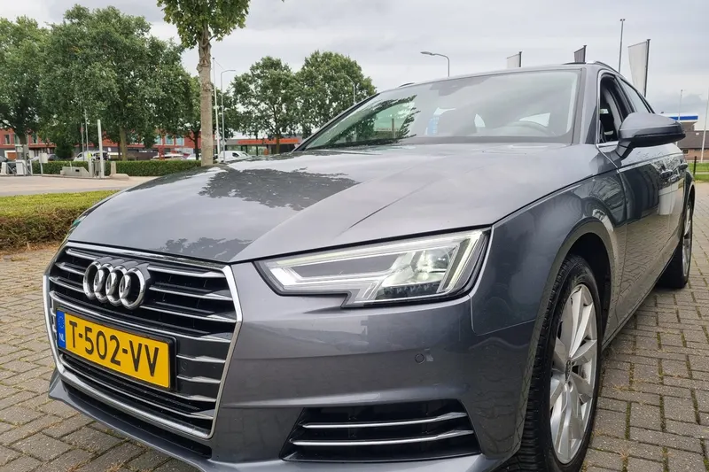 Audi A4 (2016)