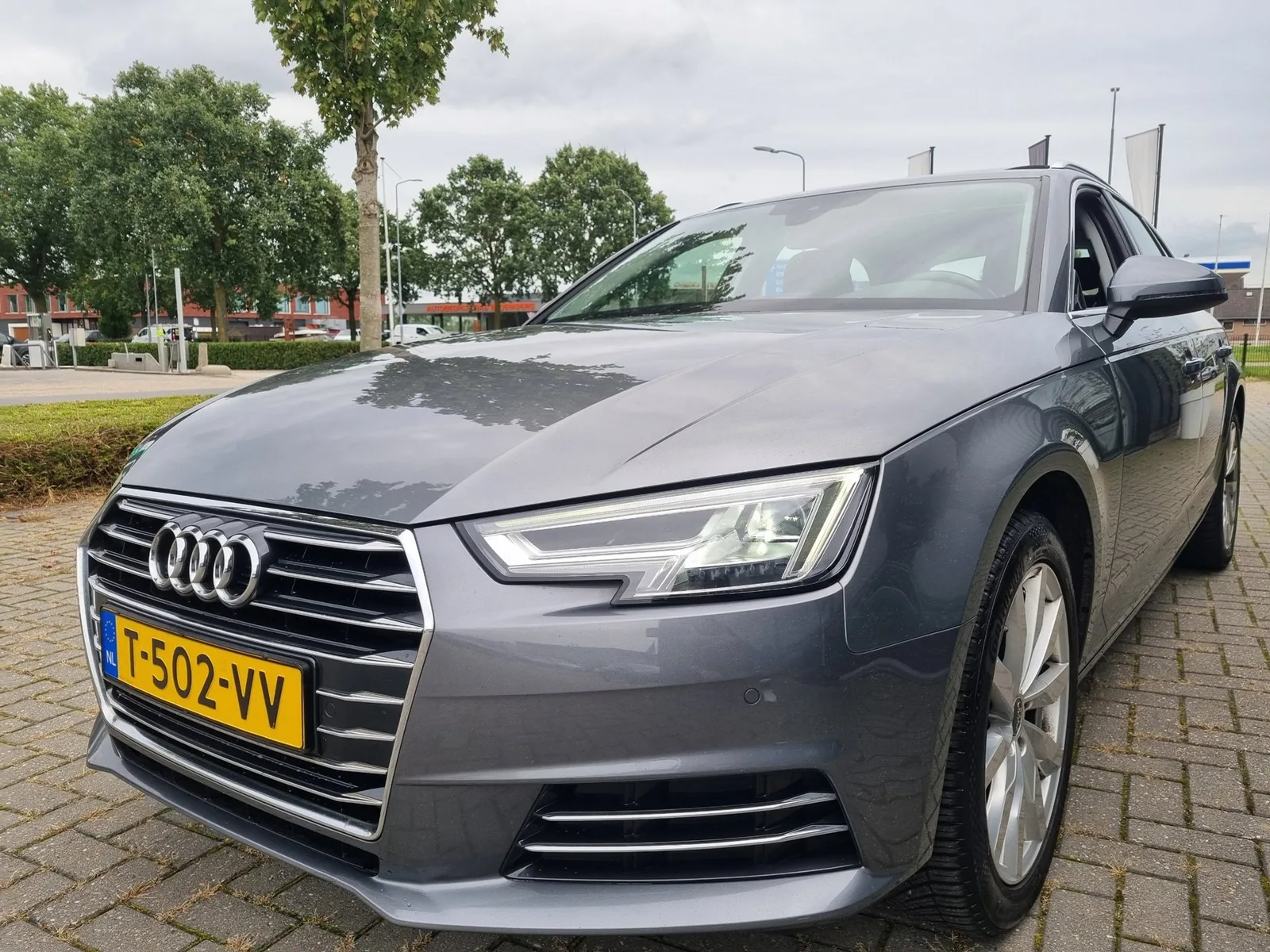 Audi A4 (2016) — foto 1