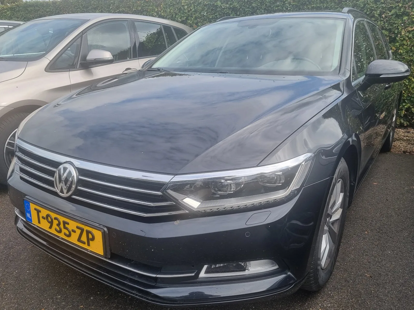 Volkswagen Passat (2015) — foto 1