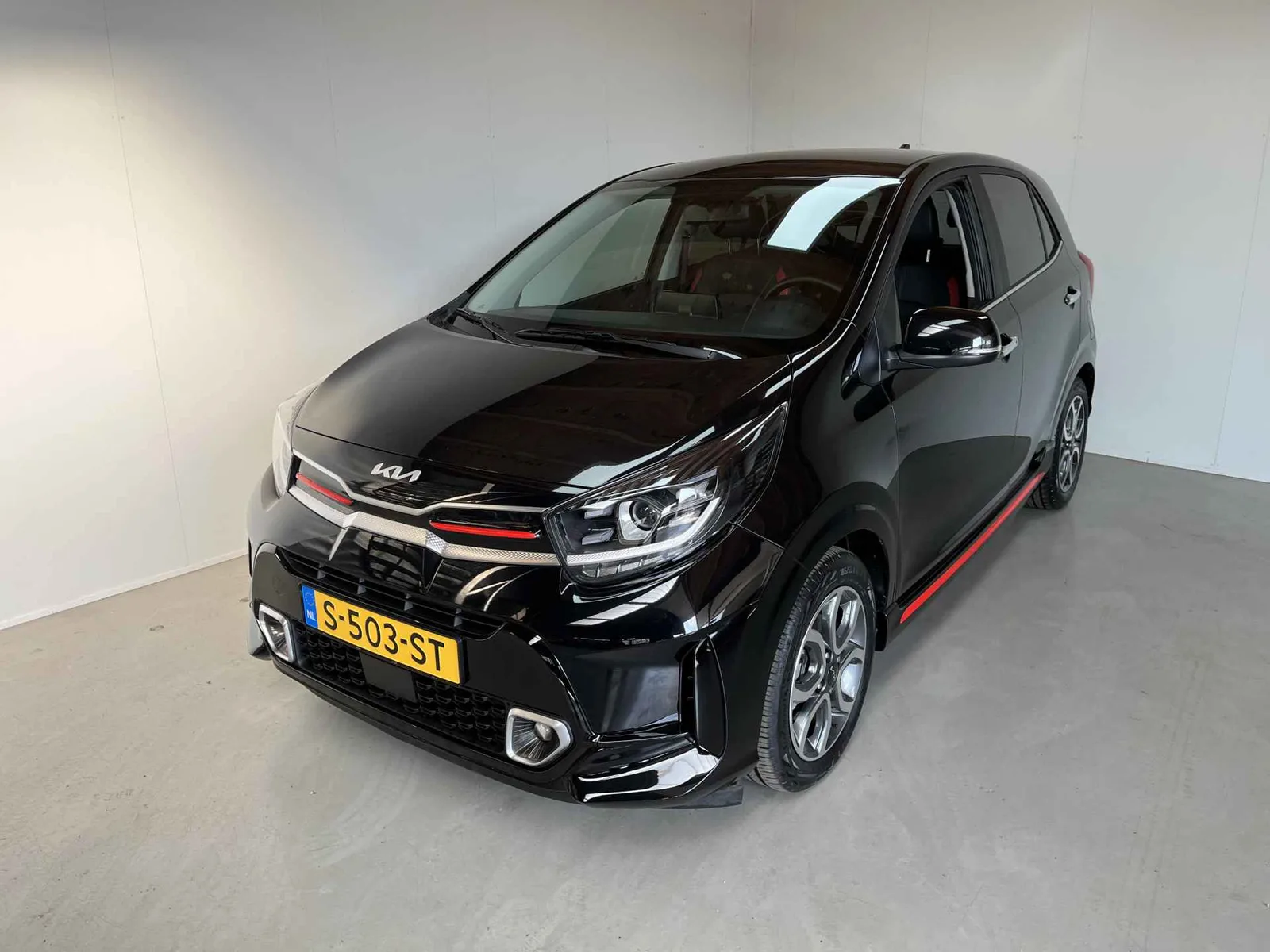 Kia Picanto (2023) — foto 1