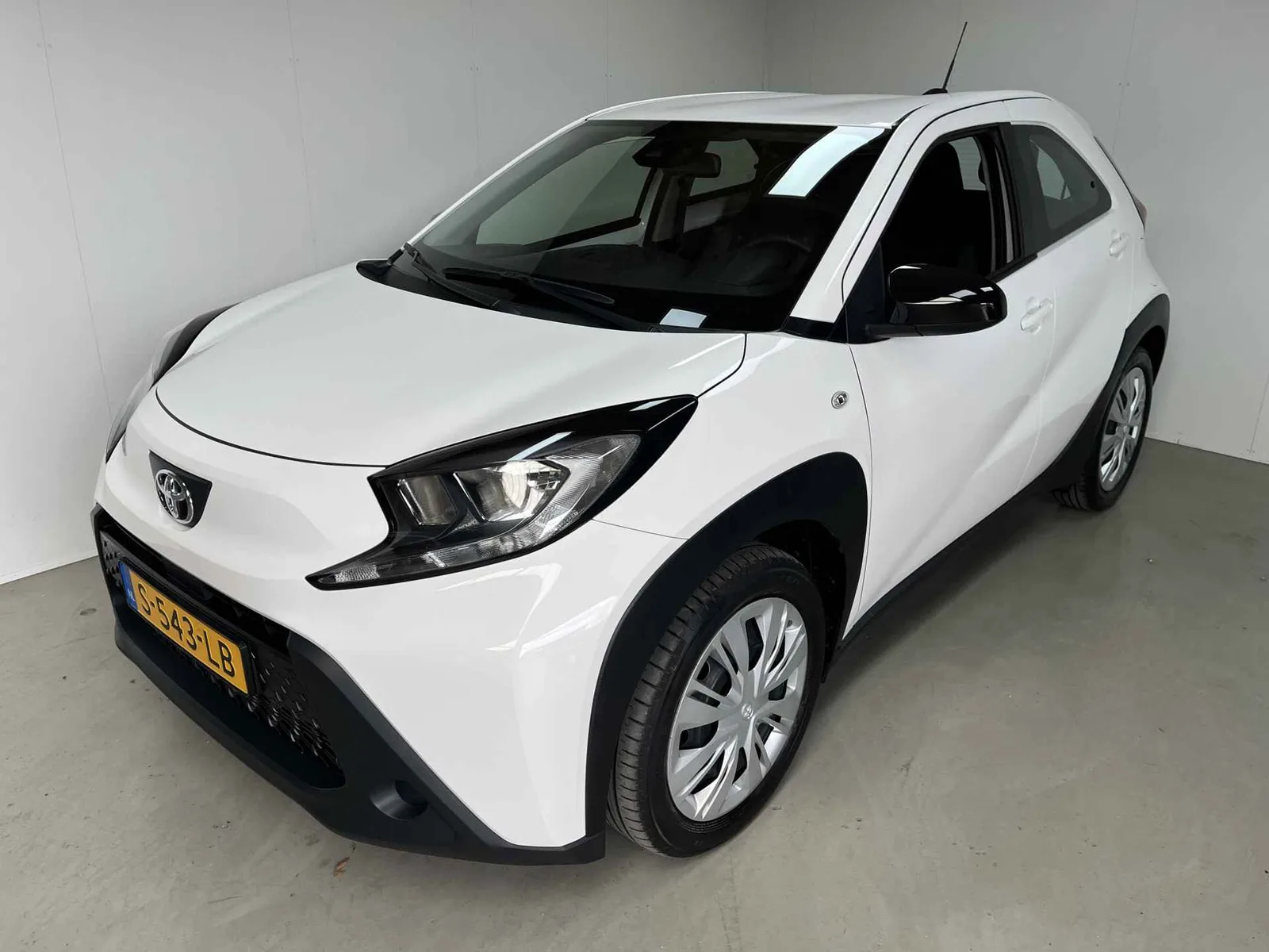 Toyota Aygo X (2023) — foto 1