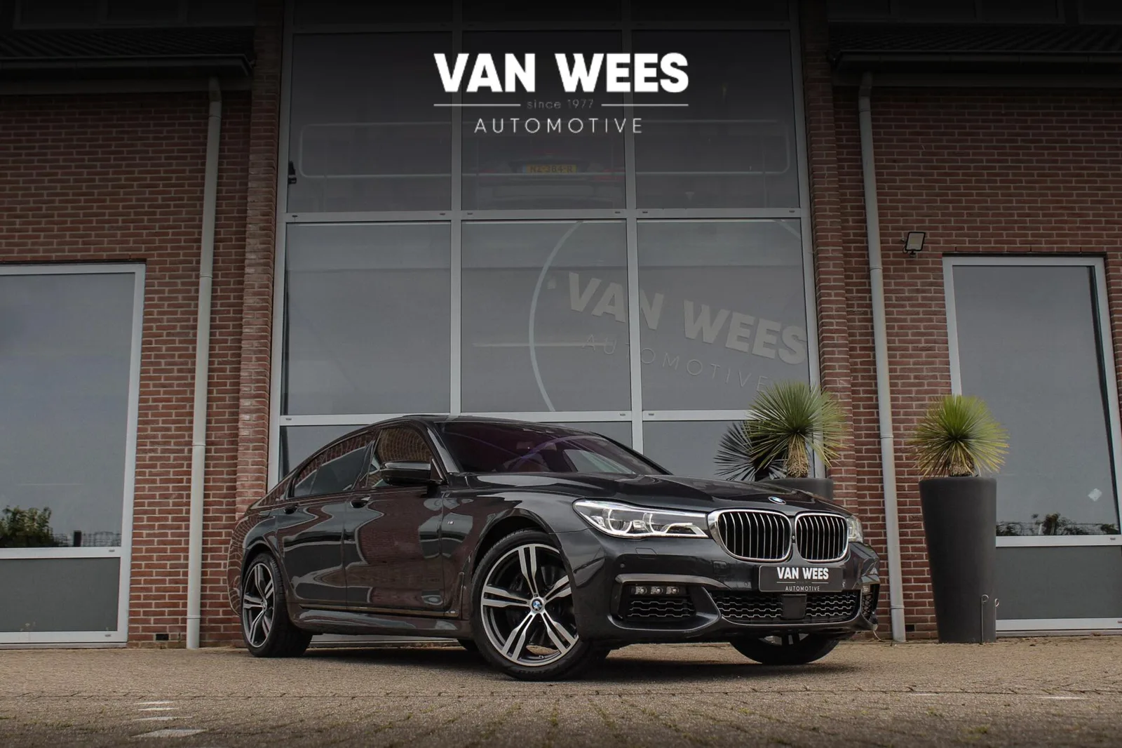 BMW 7-Serie (2015) — foto 1