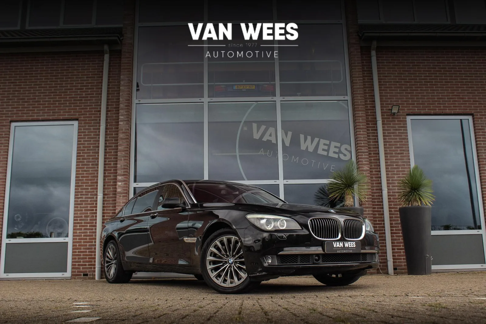 BMW 7-Serie (2009) — foto 1