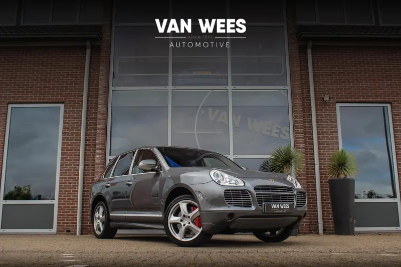 Porsche Cayenne (2005)