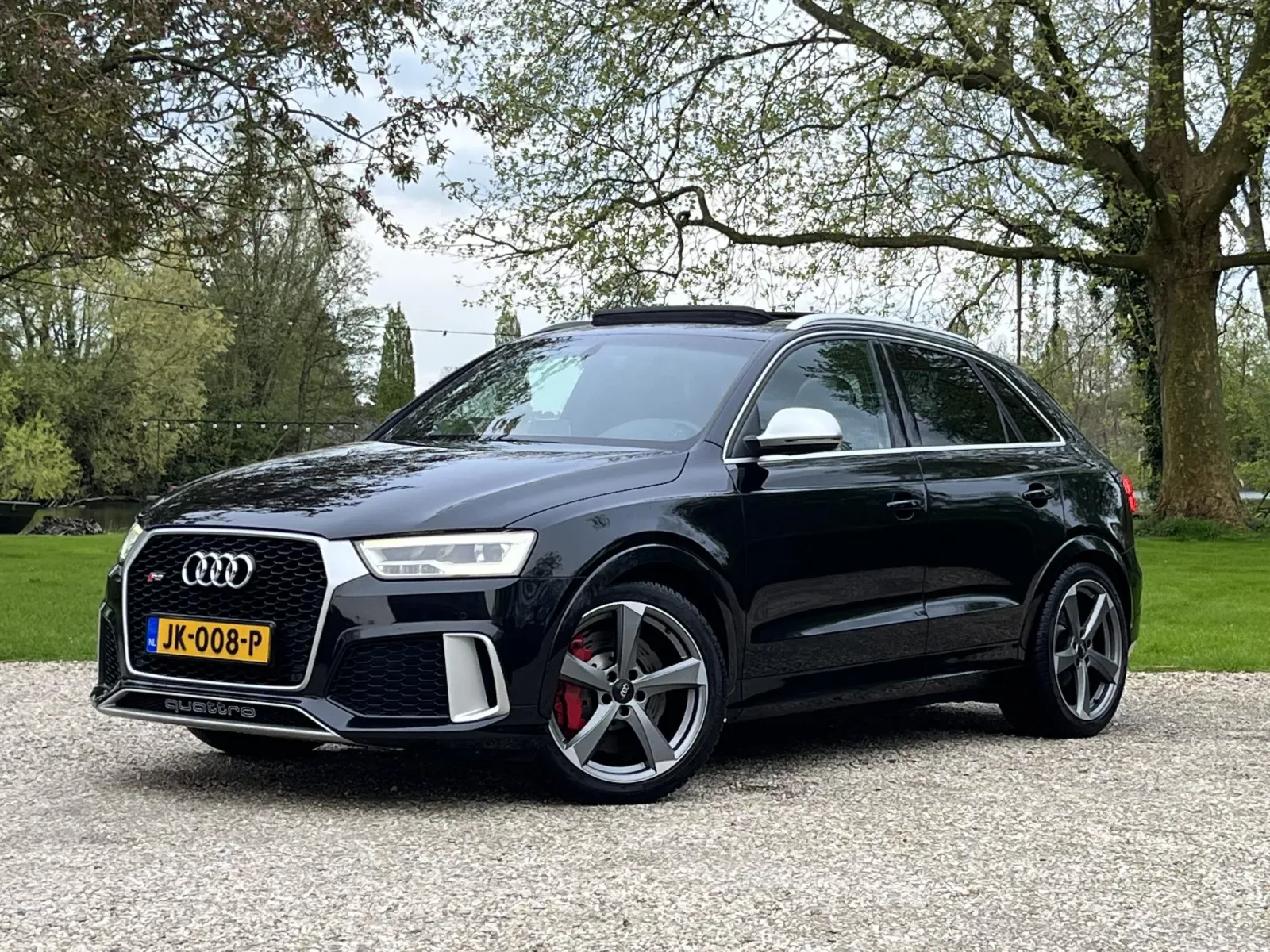 Audi RS Q3 (2015) — foto 1