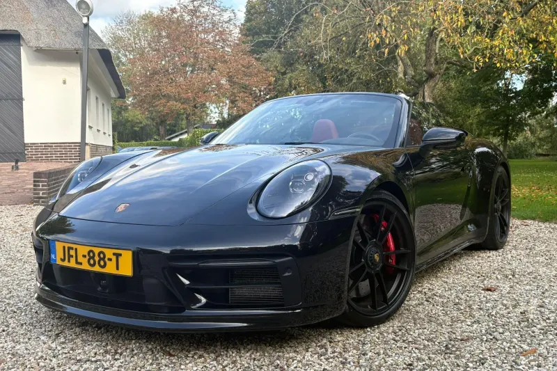 Porsche 911 (2022)