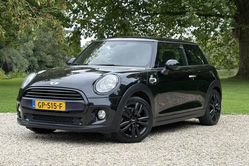 MINI Cooper (2015)
