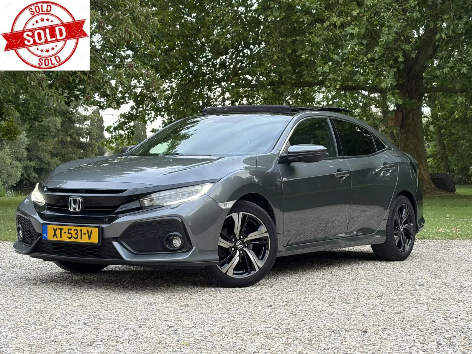 Honda Civic (2019) — foto 1