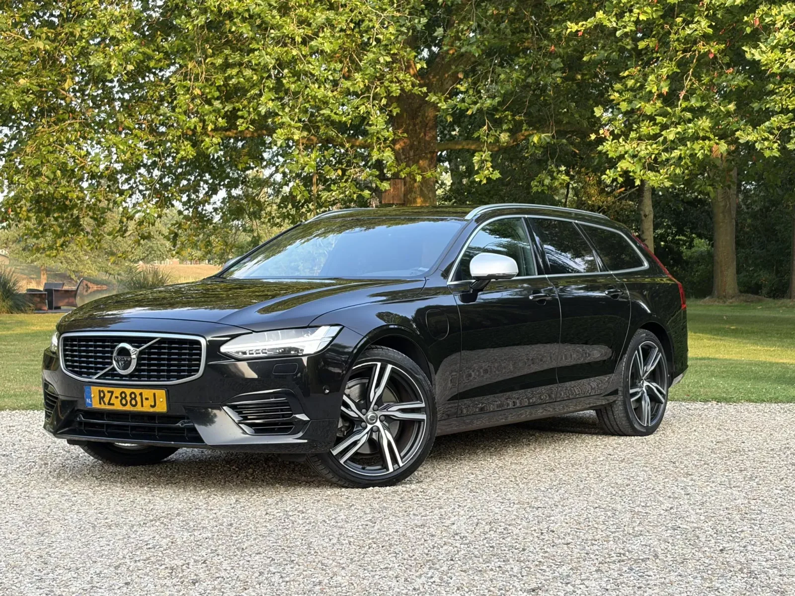Volvo V90 (2018) — foto 1