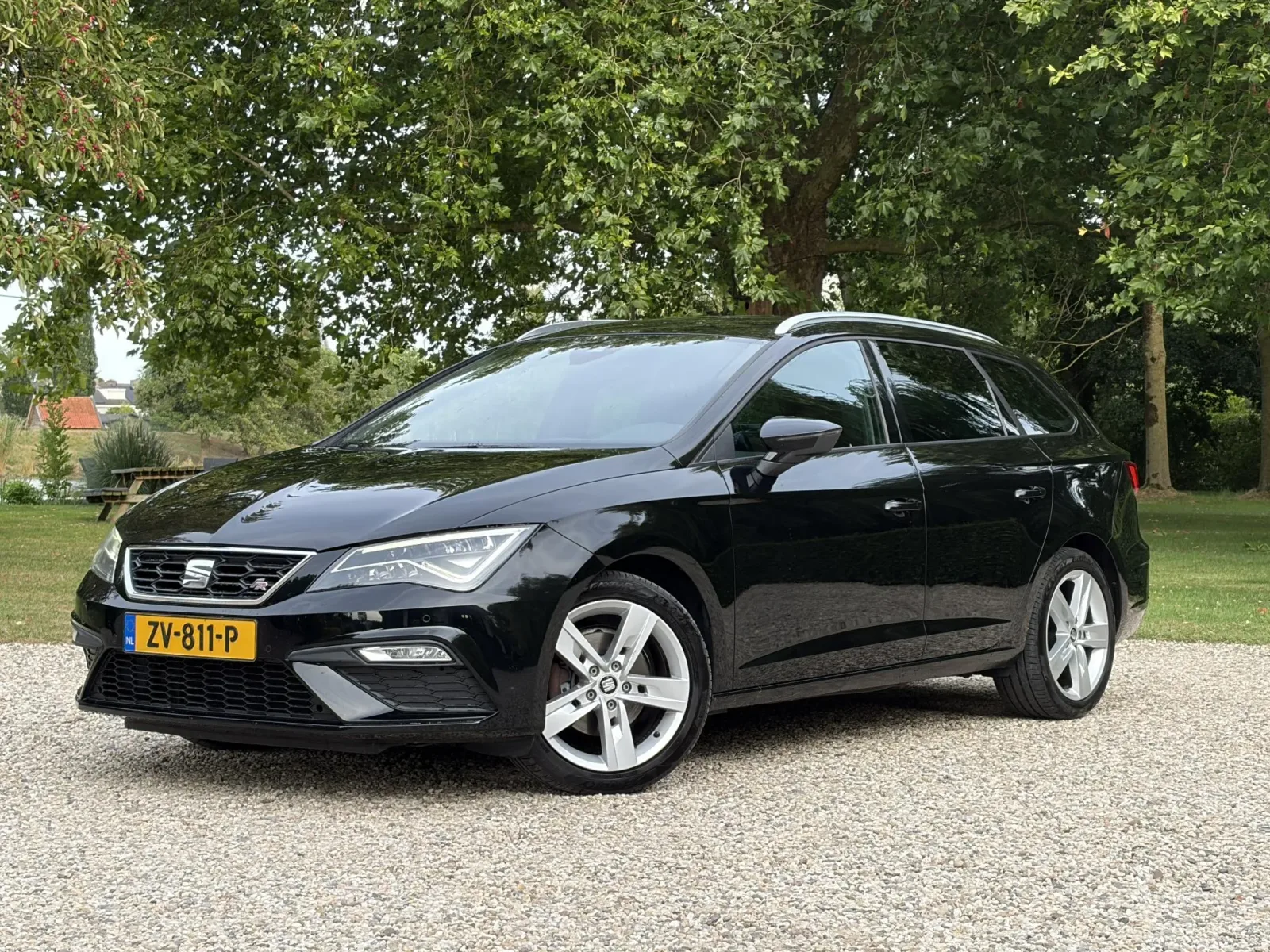 SEAT Leon (2019) — foto 1