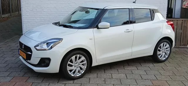 Suzuki Swift (2021) — foto 1