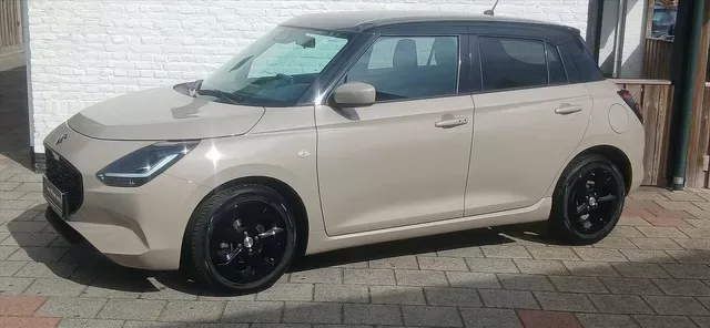Suzuki Swift (2024) — foto 1