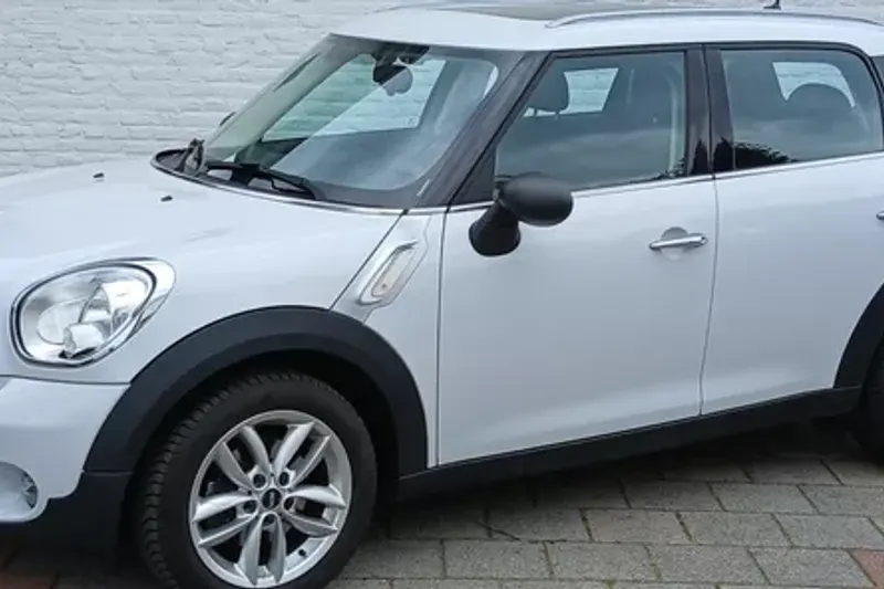 MINI Countryman (2013)