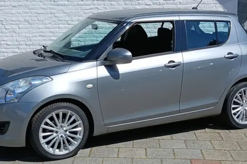 Suzuki Swift (2012)