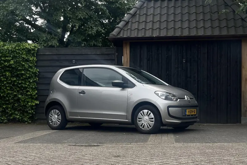 Volkswagen Up! (2014)