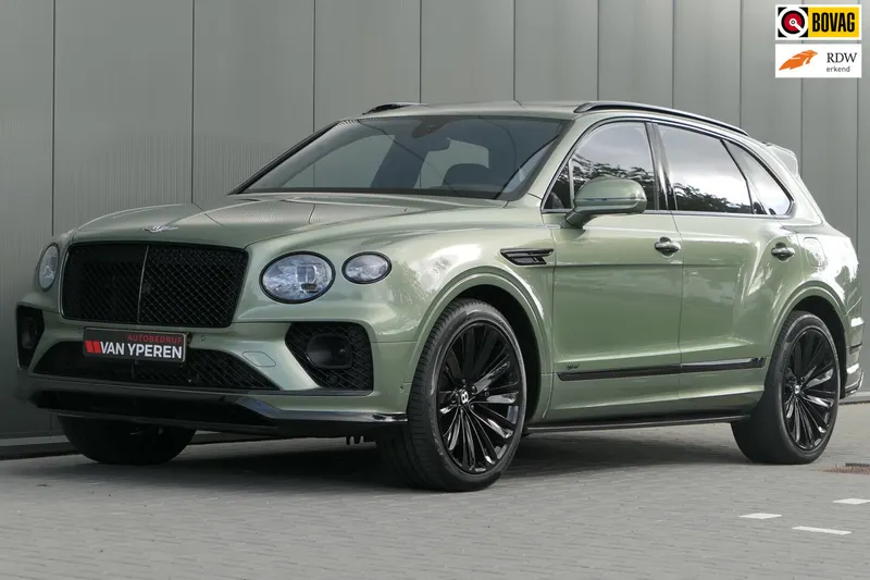 Bentley Bentayga (2022)