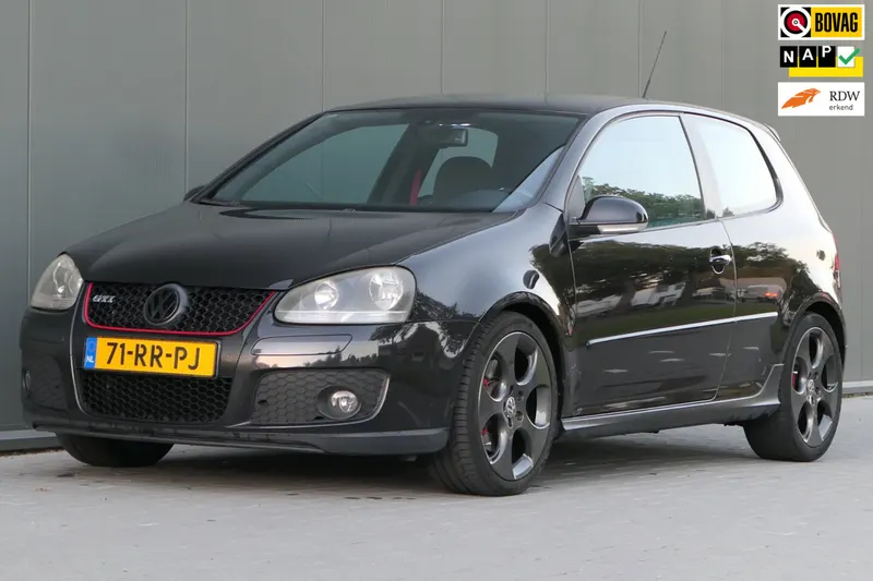 Volkswagen Golf (2005)