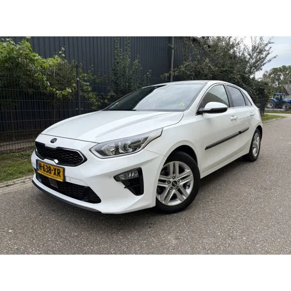 Kia Ceed (2020) — foto 1